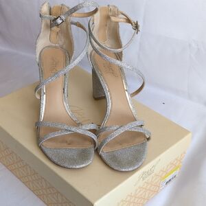 Elegant Silver Strappy Jewel Badgley Mishka Heels